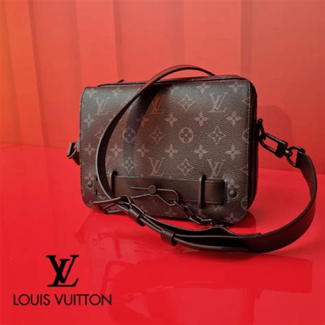 louis vuitton sac steamer|louis vuitton checkered messenger bag.